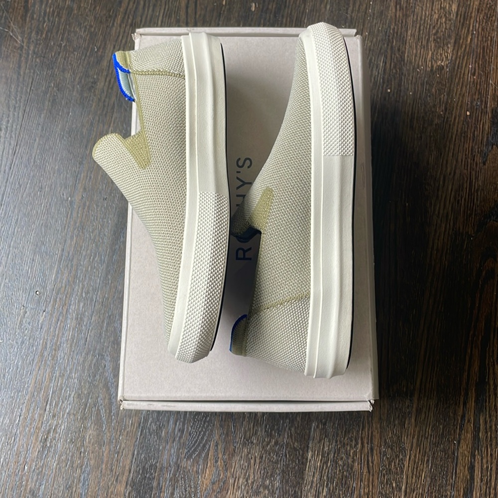 Rothy’s The City Slip On Sneaker, size 7.5, olive - Picture 4 of 7